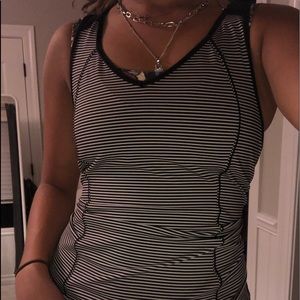 B+W striped workout top with built in bra